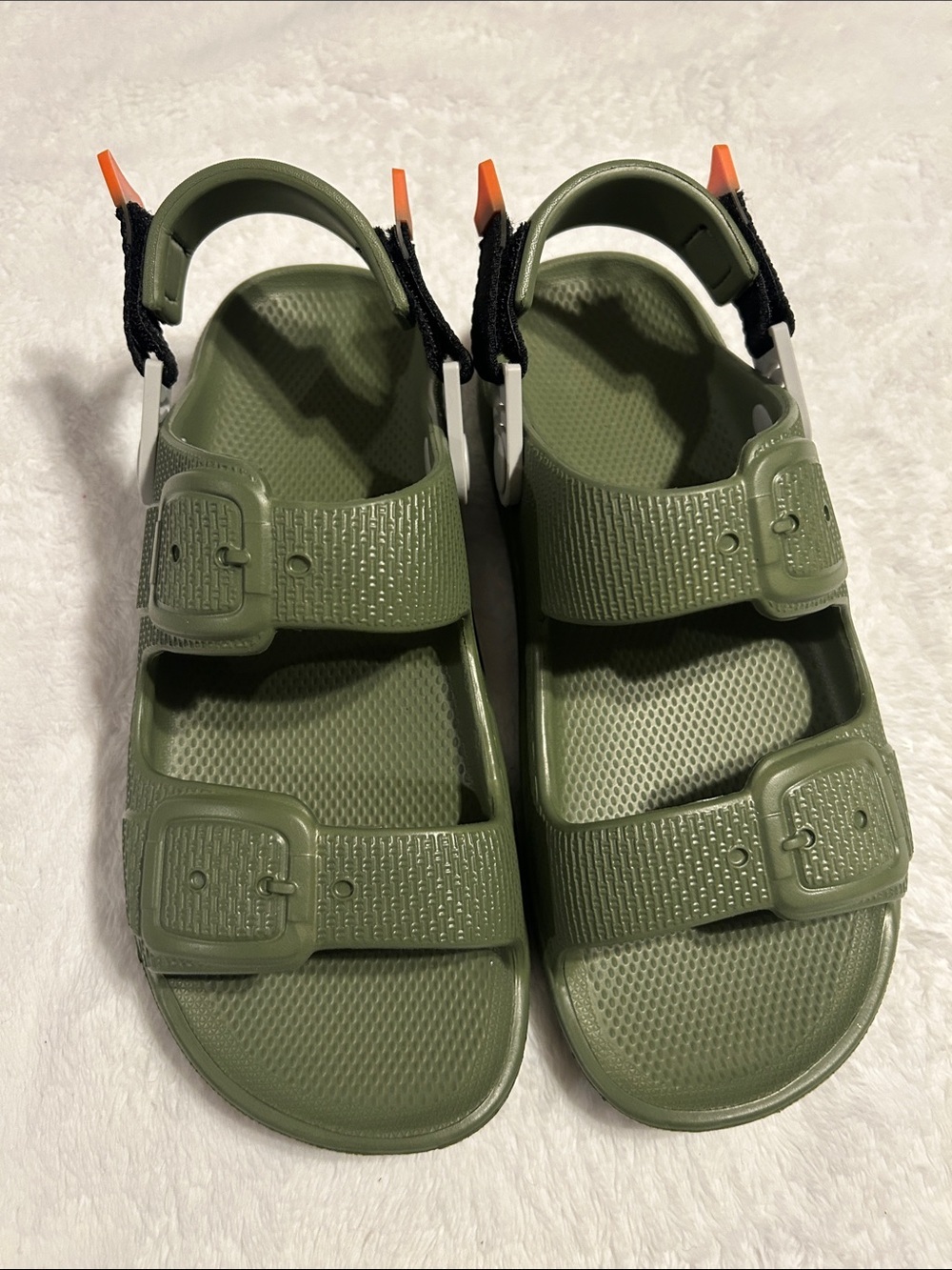BB MVP Olive Green Adjustable Strap Sandals women’s size 8.